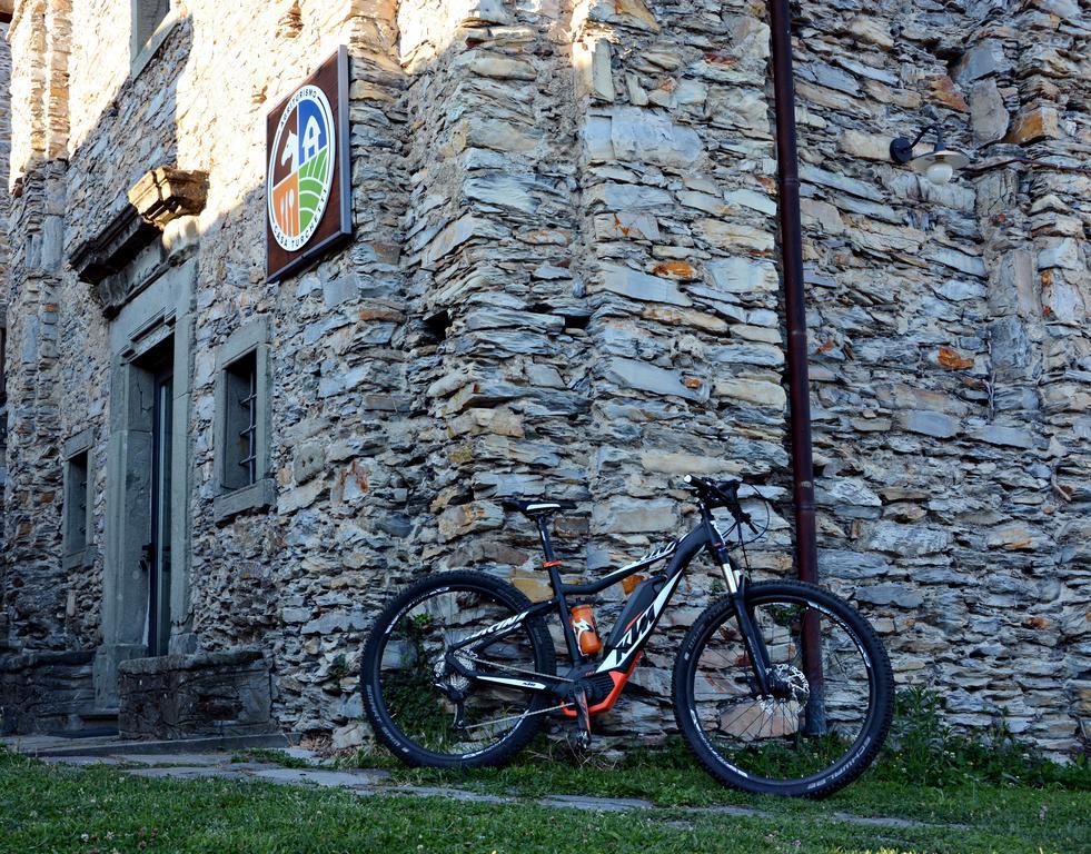 Agriturismo Casa Turchetti Comano  Екстер'єр фото